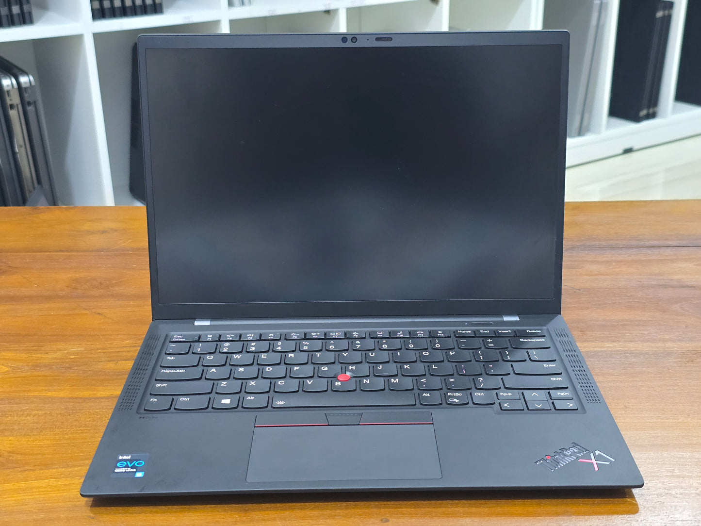 Lenovo ThinkPad X1 Carbon -  i5 11th