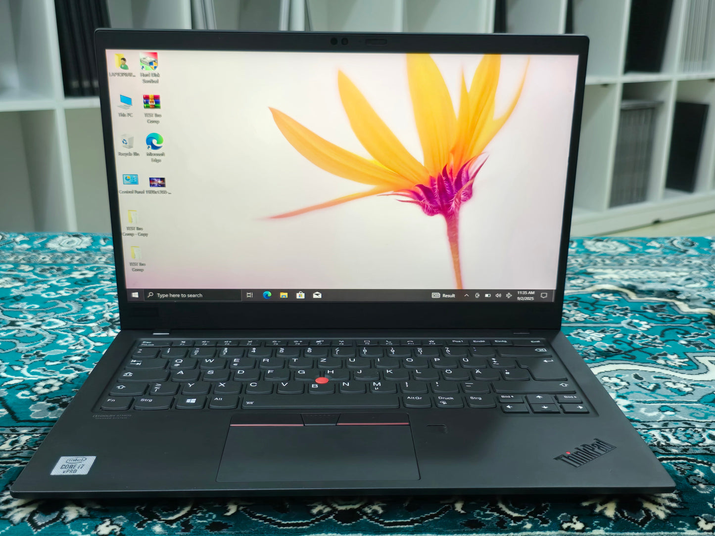 Lenovo ThinkPad X1 Carbon Gen 8 -  i7 10th
