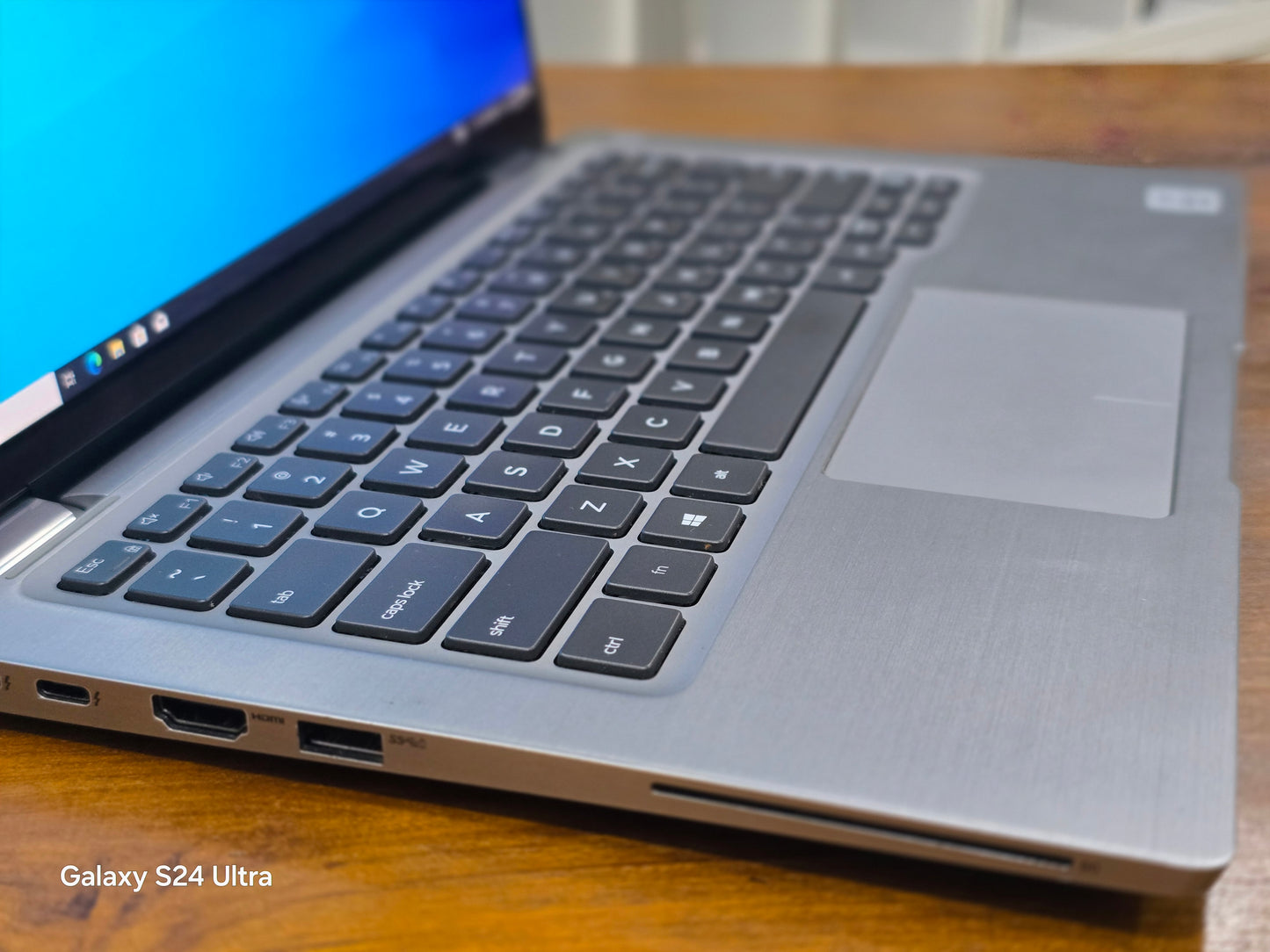 Dell Latitude 9410 2 in 1 - i7 10th